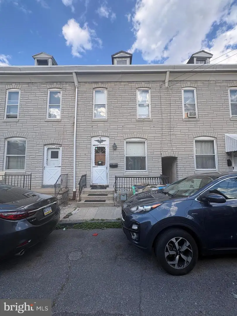 1737 Thorn St, Reading, PA 19601 - #1