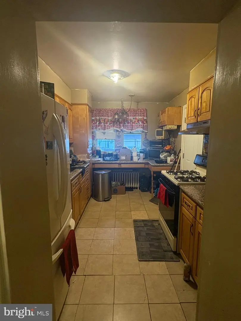 1737 Thorn St, Reading, PA 19601 - #3