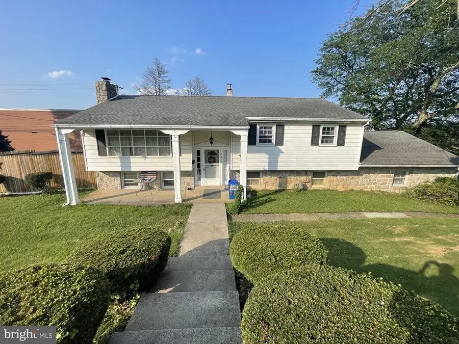 3909 Reiff Pl, Reading, PA 19606 - #2