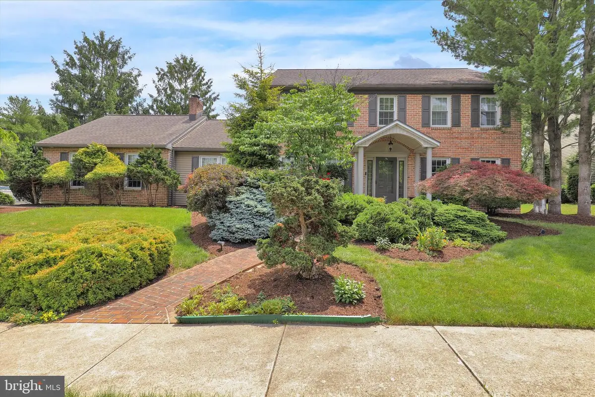 1723 Colony Dr, Reading, PA 19610 - #1