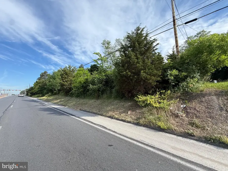 6621 W Perkiomen Ave, Birdsboro, PA 19508 - #2