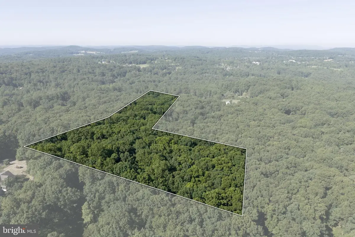 335 Orchard Rd, Fleetwood, PA 19522 - #1