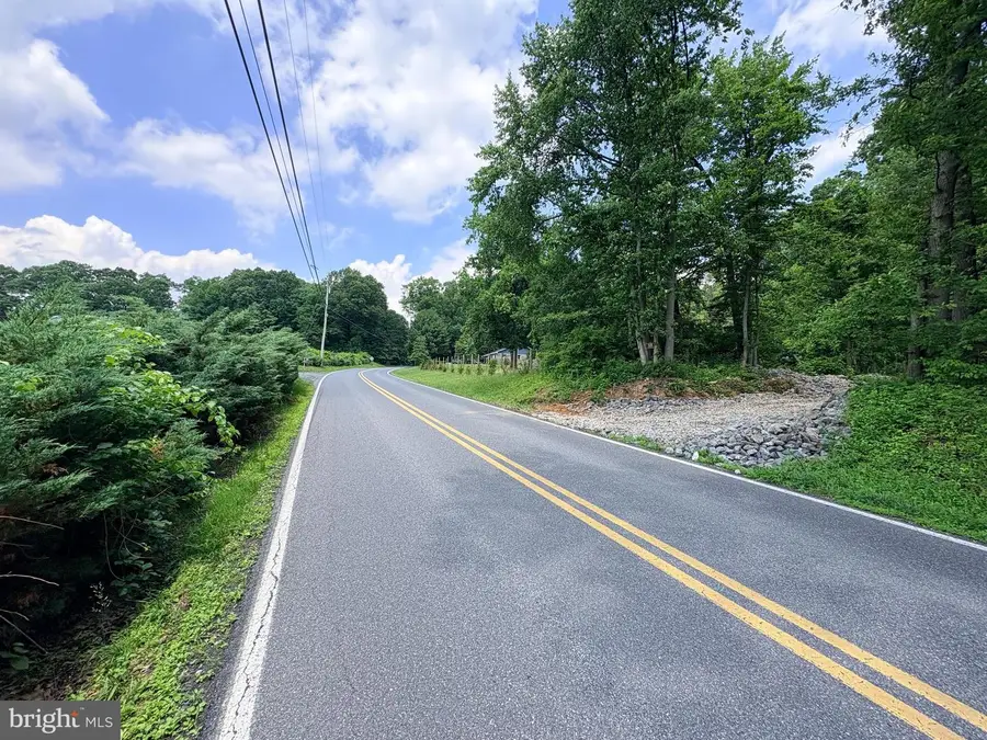 335 Orchard Rd, Fleetwood, PA 19522 - #3