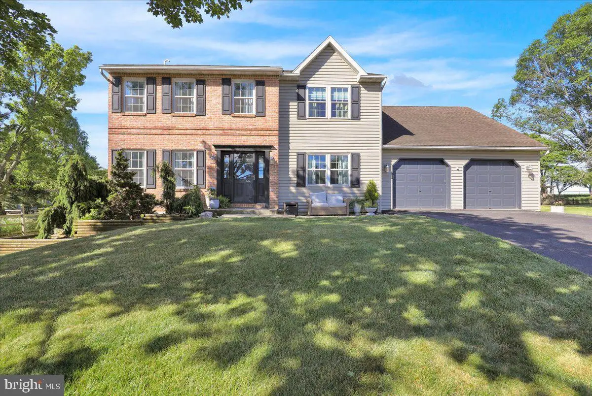 1102 Forest St, Fleetwood, PA 19522 - #1
