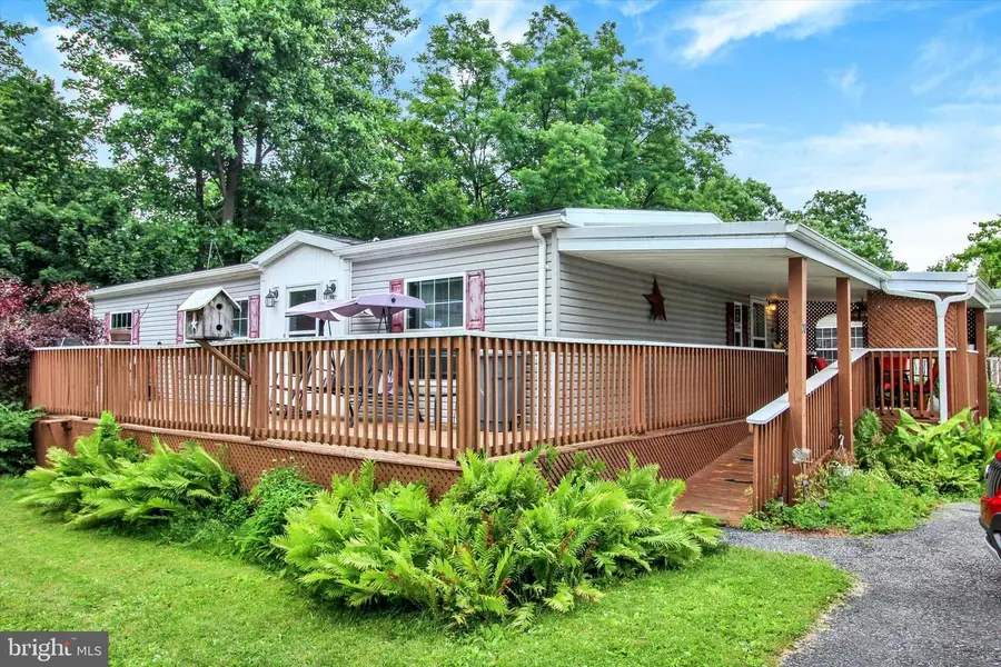 3450 Mountain Rd #trlr M20, Hamburg, PA 19526 - #3
