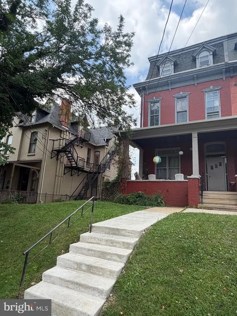 622 N 3rd St, Reading, PA 19601 - #2