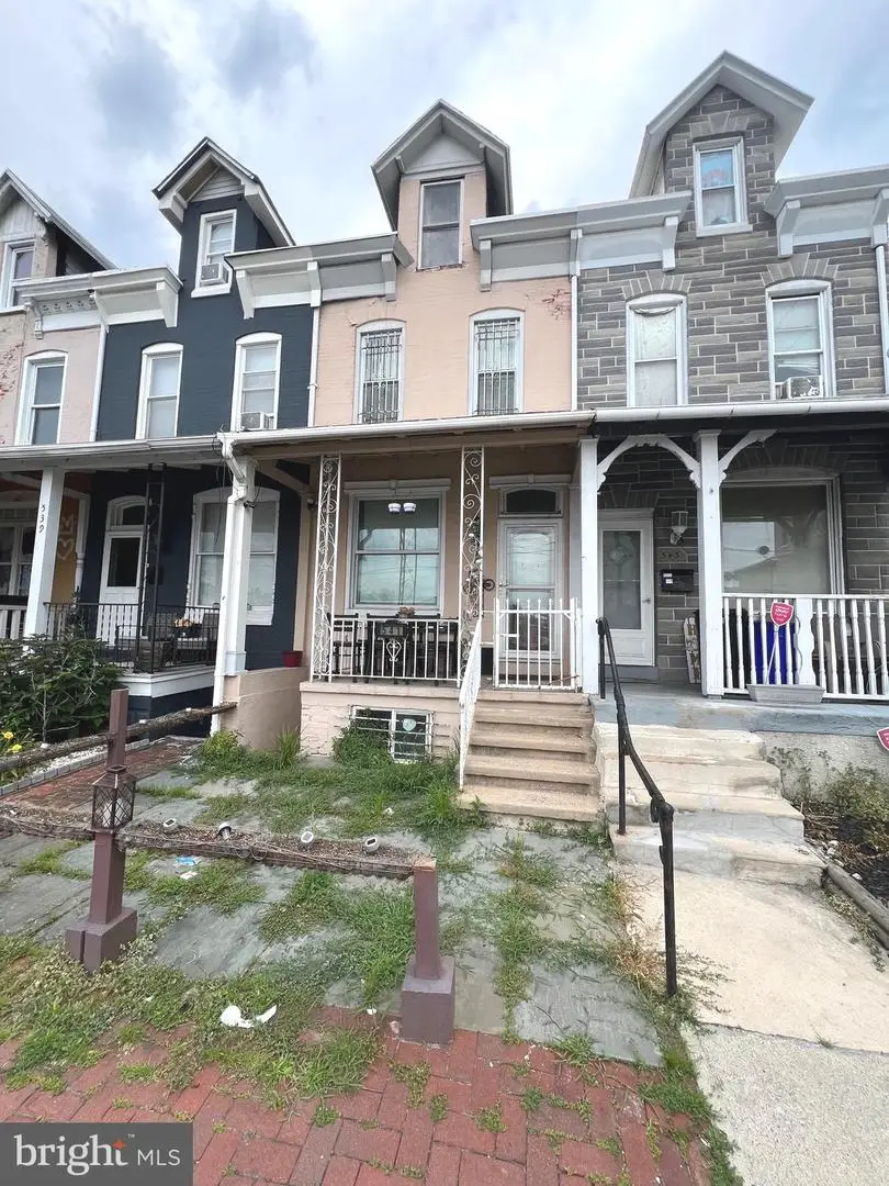 541 Spring St, Reading, PA 19601 - #1