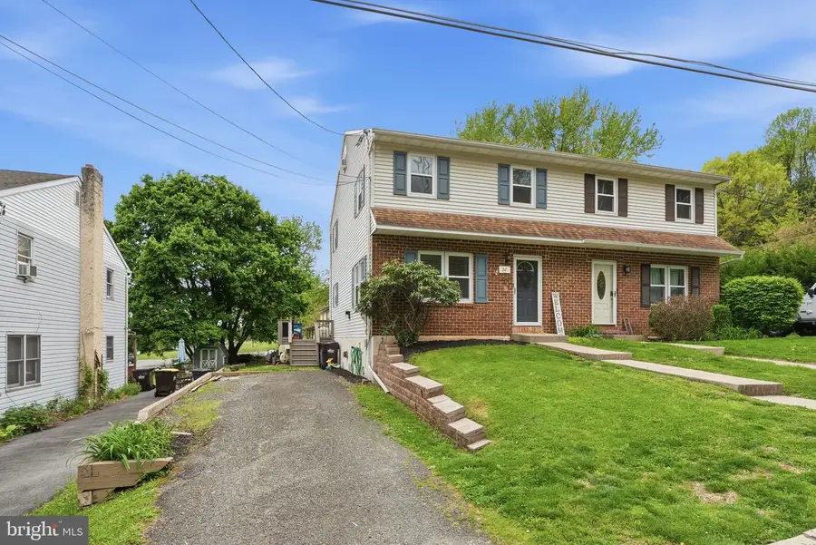 22 Cherry St, Bechtelsville, PA 19505 - #3