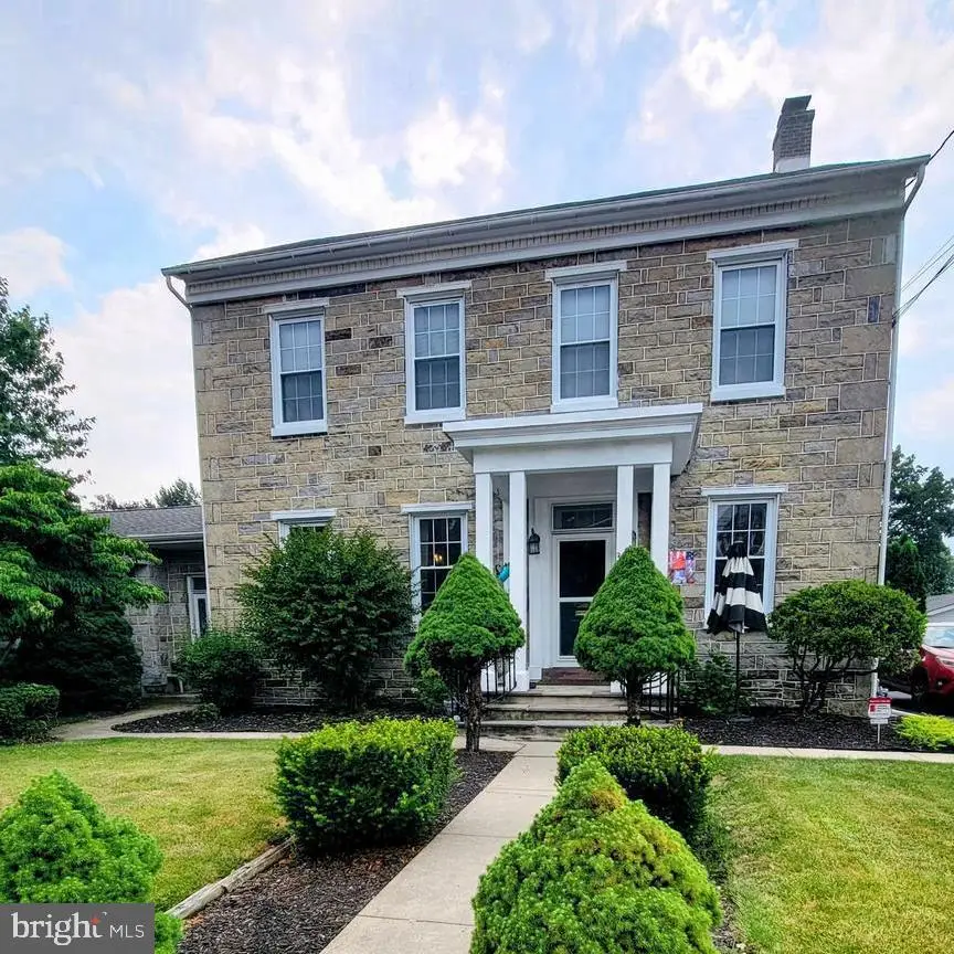 3304 Kutztown Rd, Reading, PA 19605 - #1
