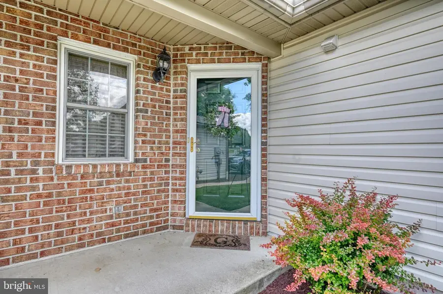 530 Gamma Dr, Wernersville, PA 19565 - #2