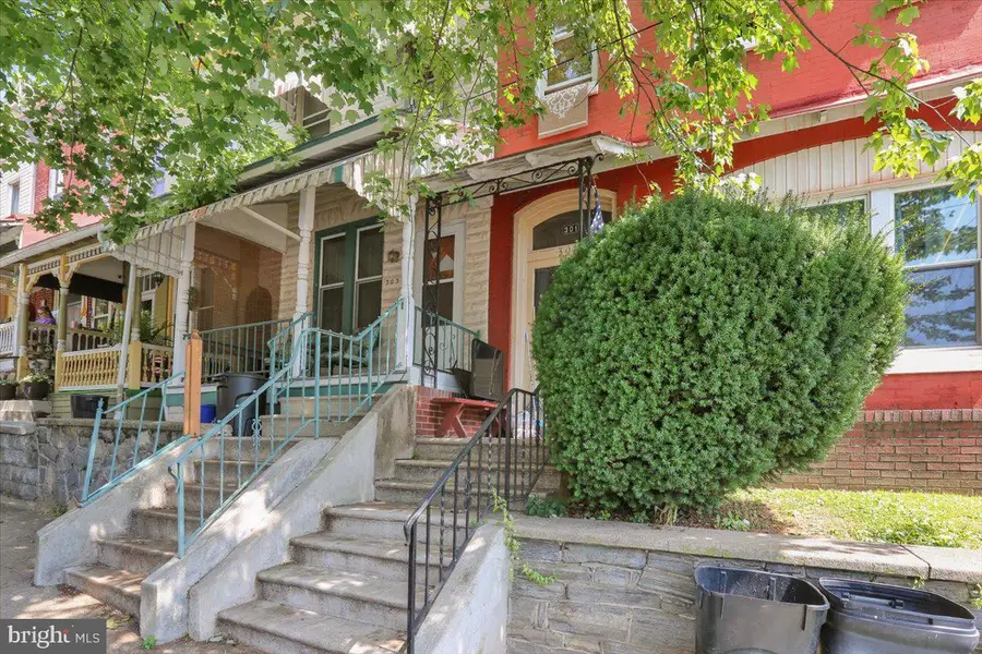 303 Chestnut St, West Reading, PA 19611 - #2