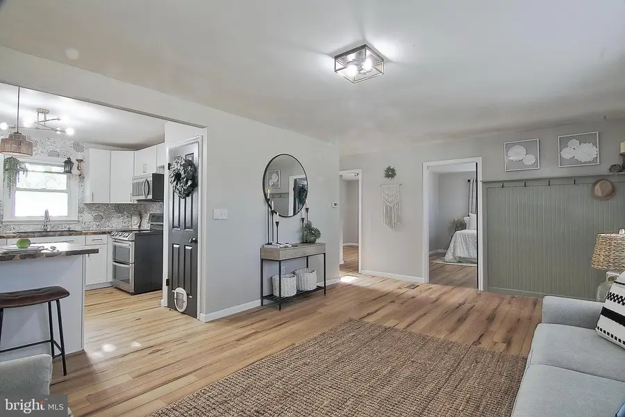 1291 Shelbourne Rd, Reading, PA 19606 - #3