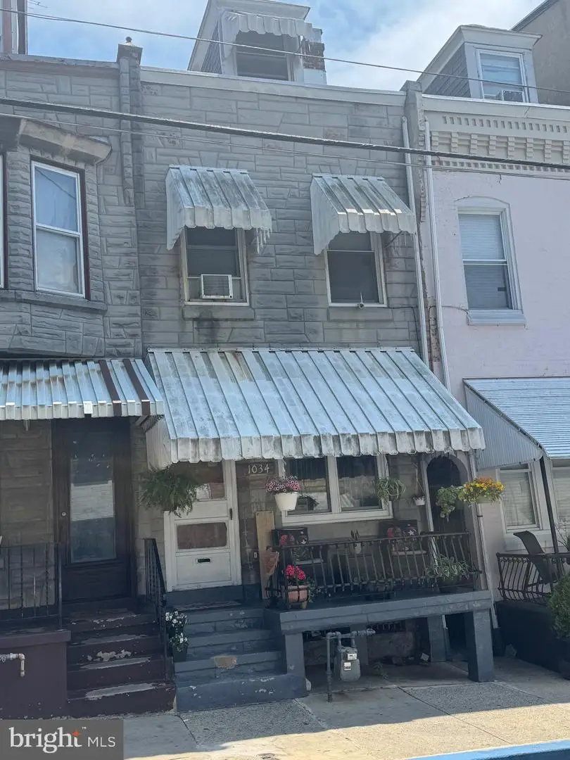 1034 Windsor St, Reading, PA 19604 - #1