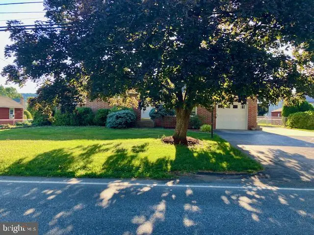 720 Lorane Rd, Reading, PA 19606 - #2