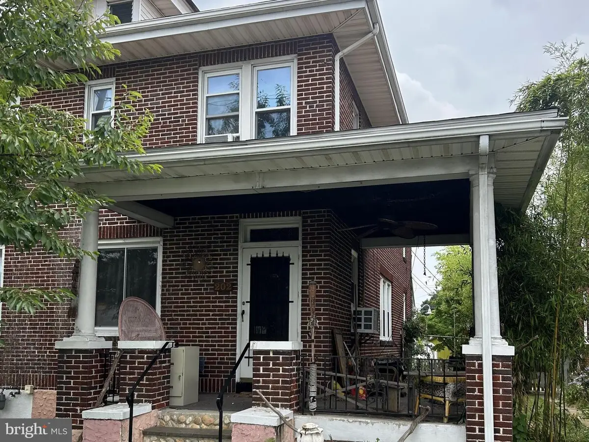 202 Madison Ave, Laureldale, PA 19605 - #1