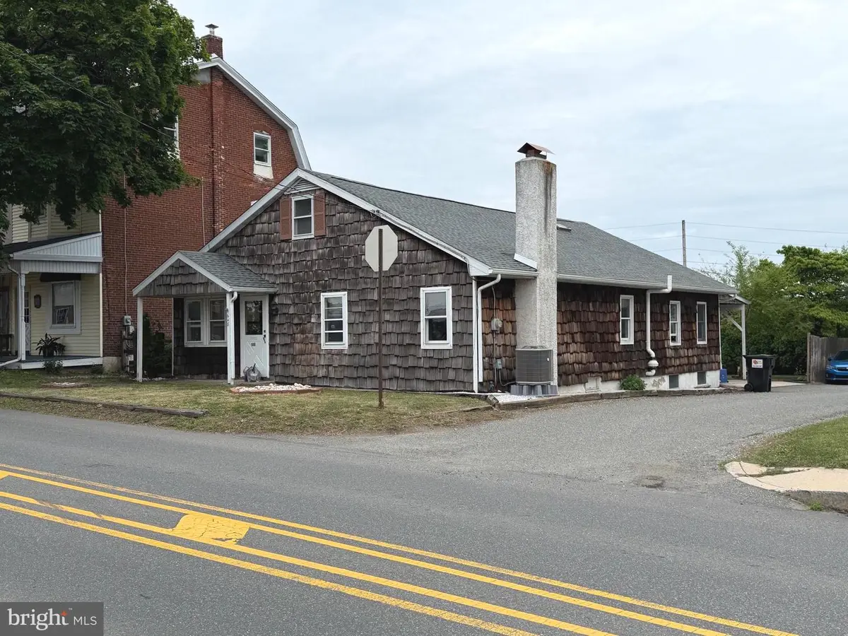 648 N Reading Ave N, Boyertown, PA 19512 - #1