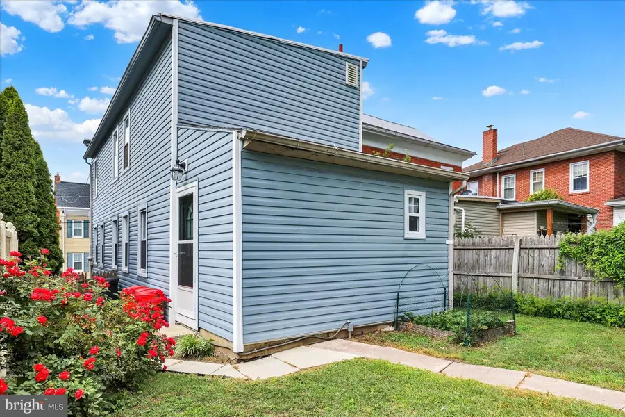 132 S Church St, Mohnton, PA 19540 - #3