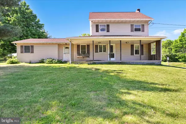 5235 Four Point Rd, BETHEL, PA 19507