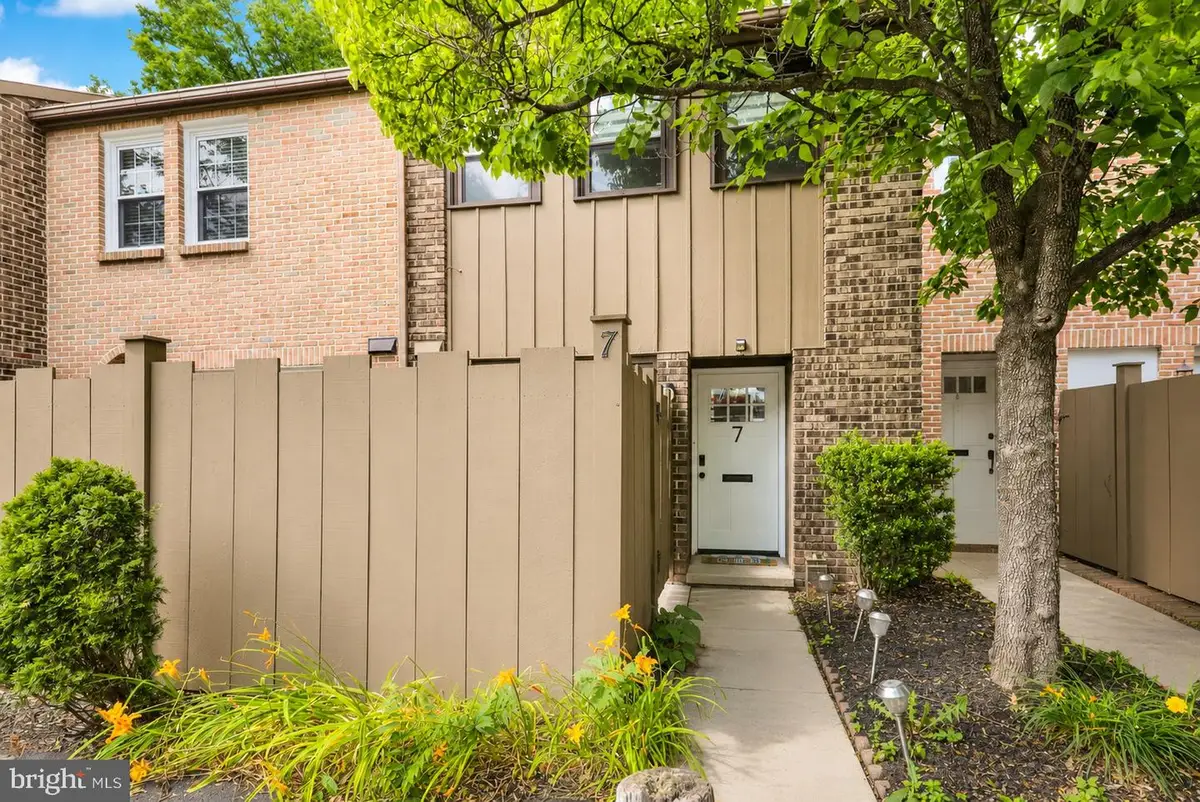 7 Club Ln, Reading, PA 19607 - #1