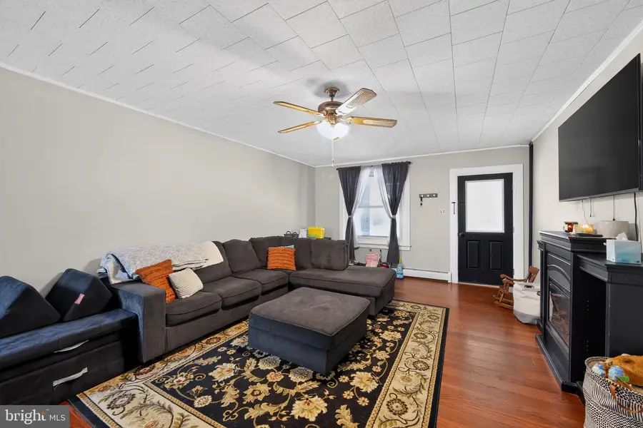 352 S Reading Ave, Boyertown, PA 19512 - #2