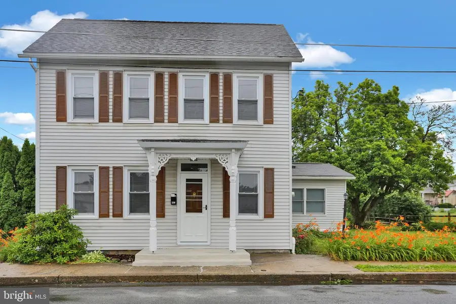 238 Penn St, Topton, PA 19562 - #3