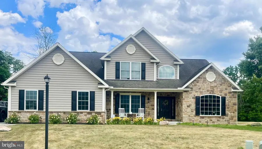 21 Jennifer Dr, Bernville, PA 19506 - #3
