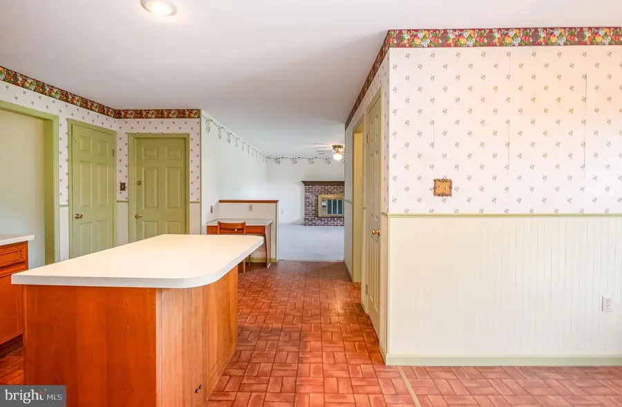 41 Flint Ridge Dr, Shillington, PA 19607 - #3