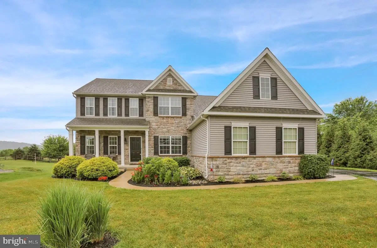432 Southfield Dr, Oley, PA 19547 - #1