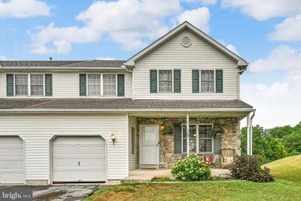 387 Oneida Dr, READING, PA 19608
