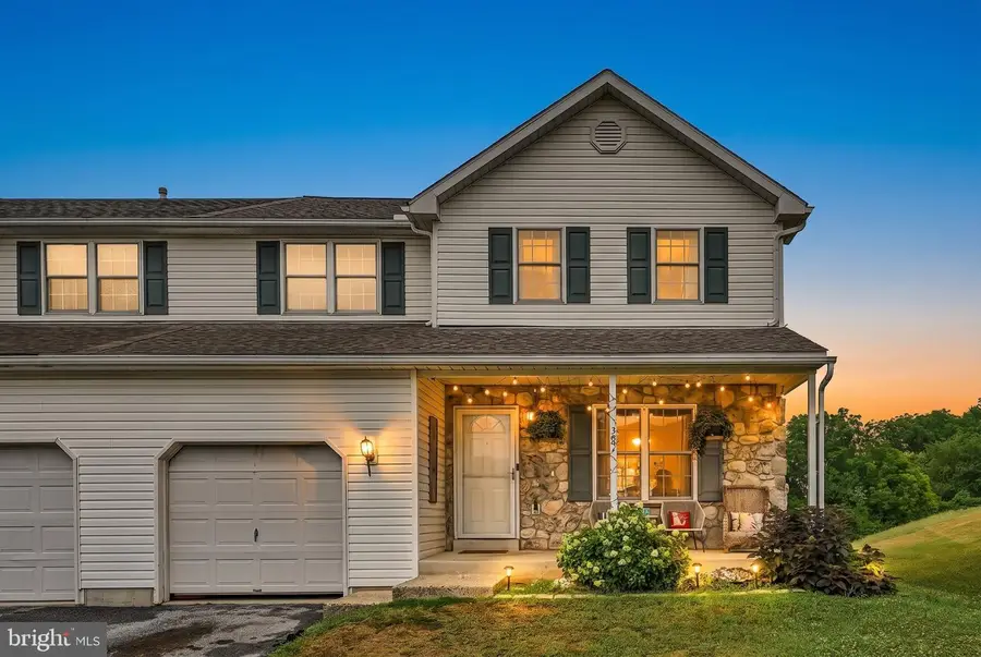 387 Oneida Dr, Reading, PA 19608 - #2