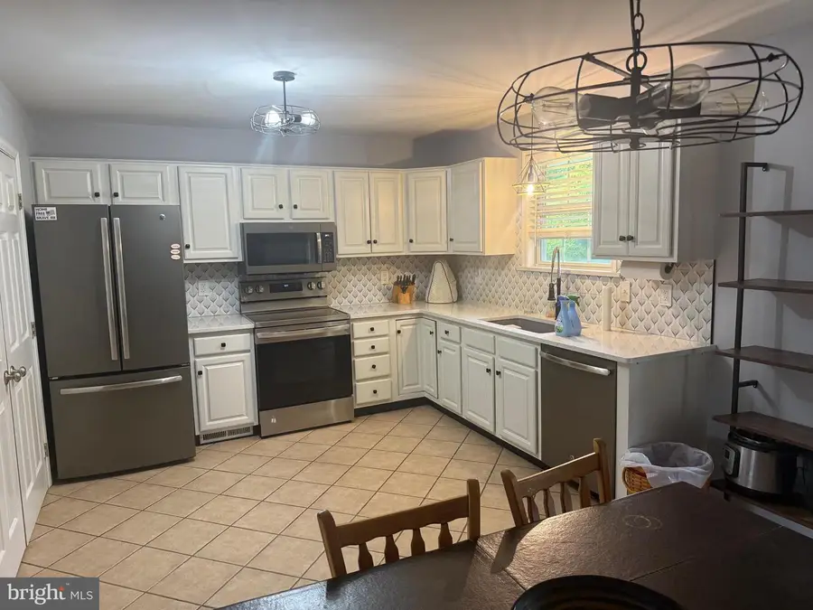 103 Powder Mill Hollow Rd, Boyertown, PA 19512 - #2