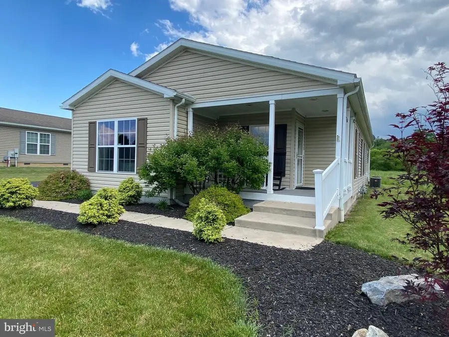 4 Wagtail Ct, Bechtelsville, PA 19505 - #3