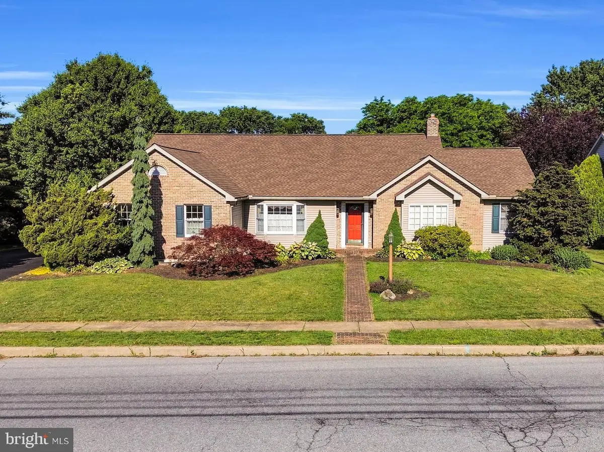 2955 Reedy Rd, Sinking Spring, PA 19608 - #1
