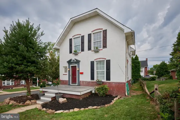 1401 Perry St, READING, PA 19604