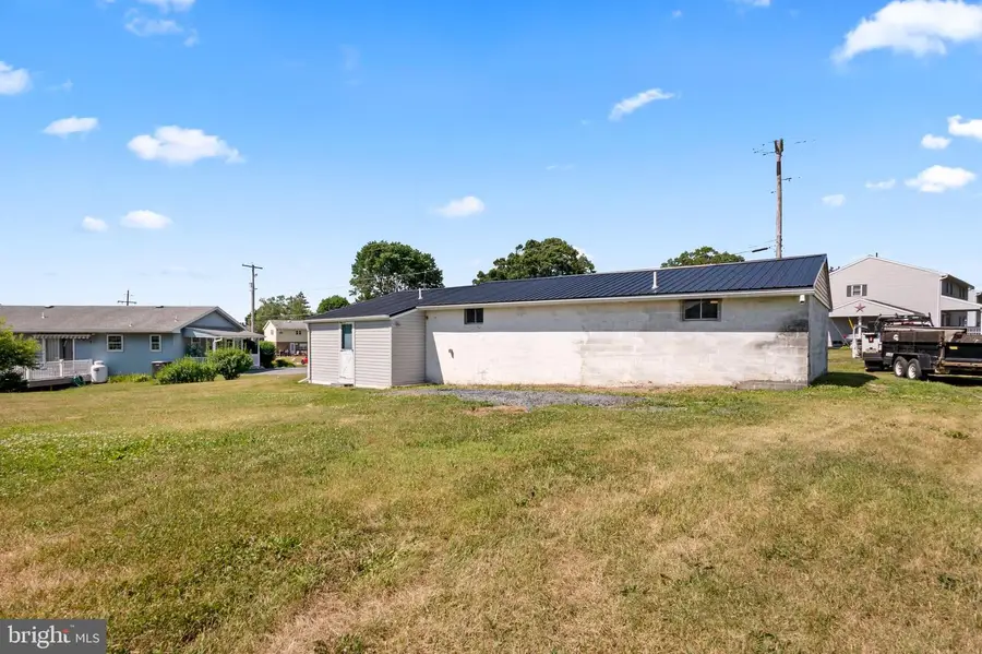 110 S Beech St, Fleetwood, PA 19522 - #3