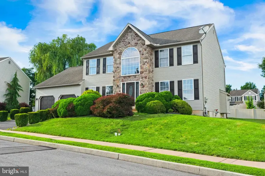 12 Prospect Dr, Sinking Spring, PA 19608 - #3