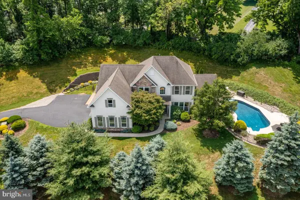 16 Winding Brook, READING, PA 19608