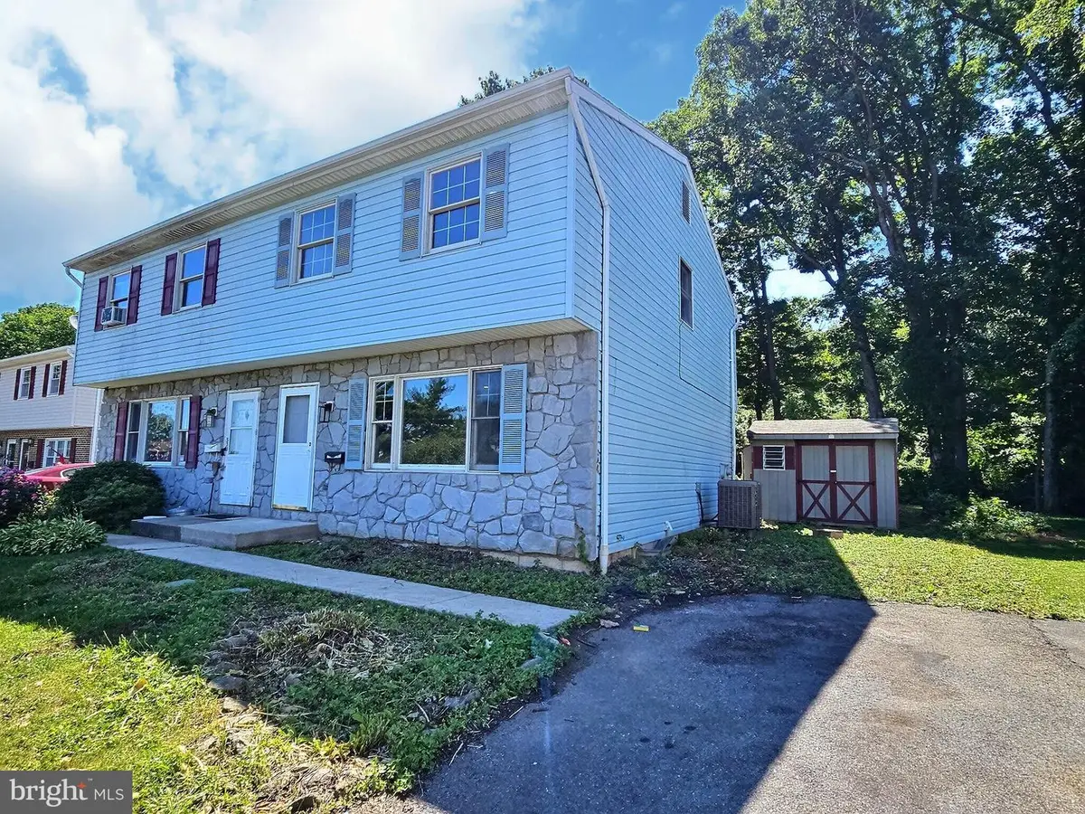 530 E Linden St, Fleetwood, PA 19522 - #1