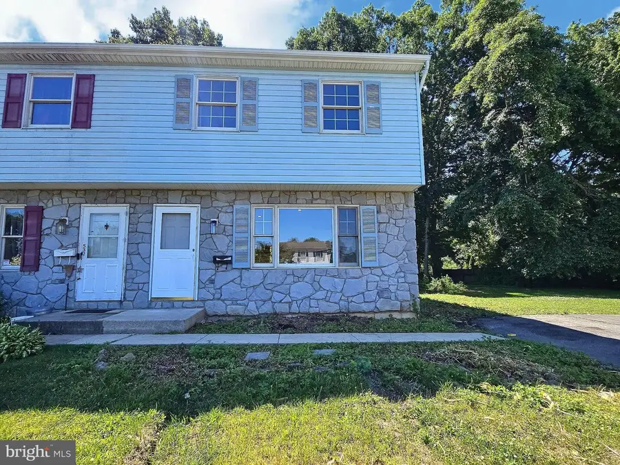 530 E Linden St, Fleetwood, PA 19522 - #2