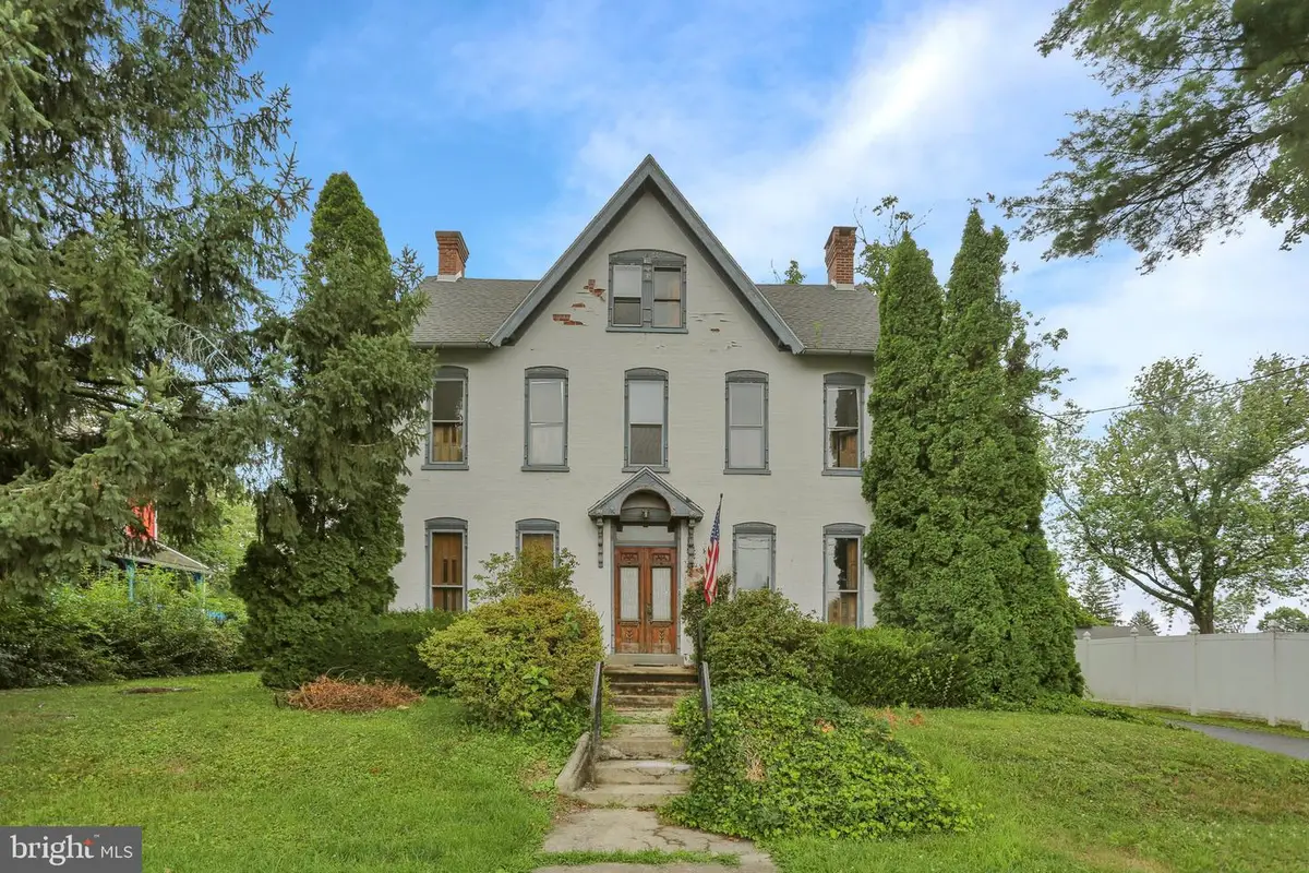 15179 Kutztown Rd, Kutztown, PA 19530 - #1