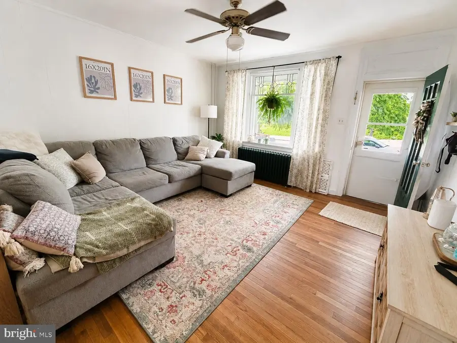 43 E Jefferson St, Womelsdorf, PA 19567 - #3