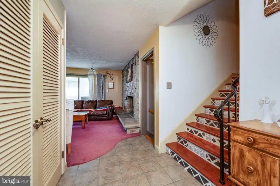 1847 Elder St, Reading, PA 19604 - #3