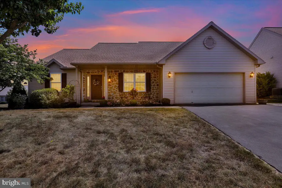 111 Day Lily Dr, Sinking Spring, PA 19608 - #3