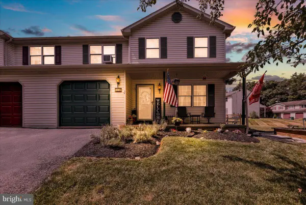 6145 Pond View Dr, BIRDSBORO, PA 19508