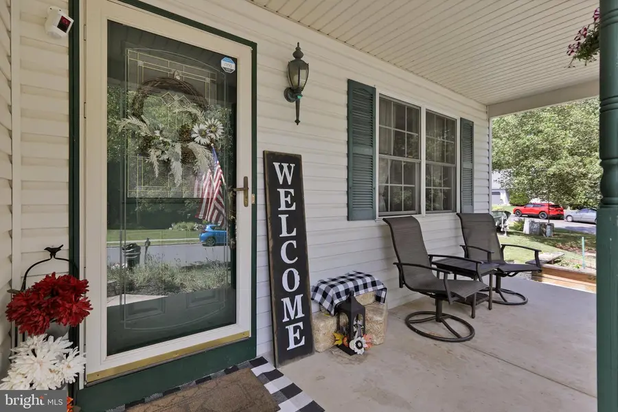 6145 Pond View Dr, Birdsboro, PA 19508 - #3