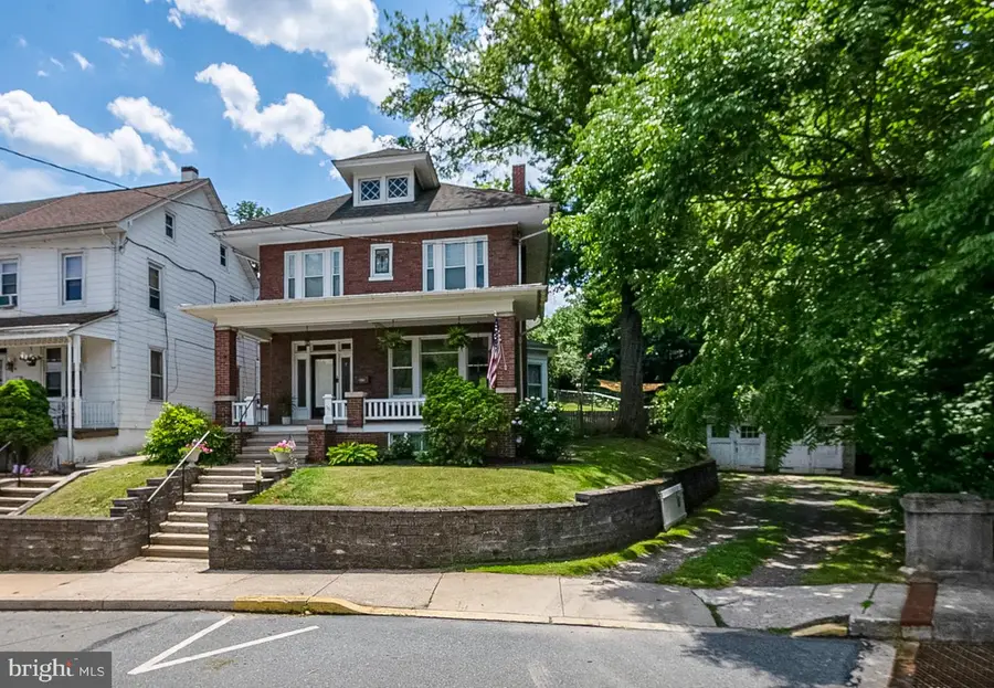 56 S Church St, Mohnton, PA 19540 - #2