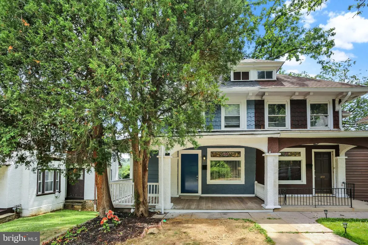 261 Friedensburg Rd, Reading, PA 19606 - #1