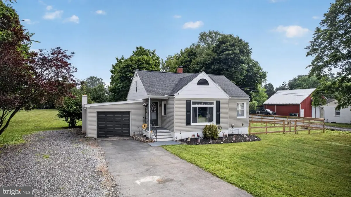 5905 Littlefield Ave, Reading, PA 19606 - #1