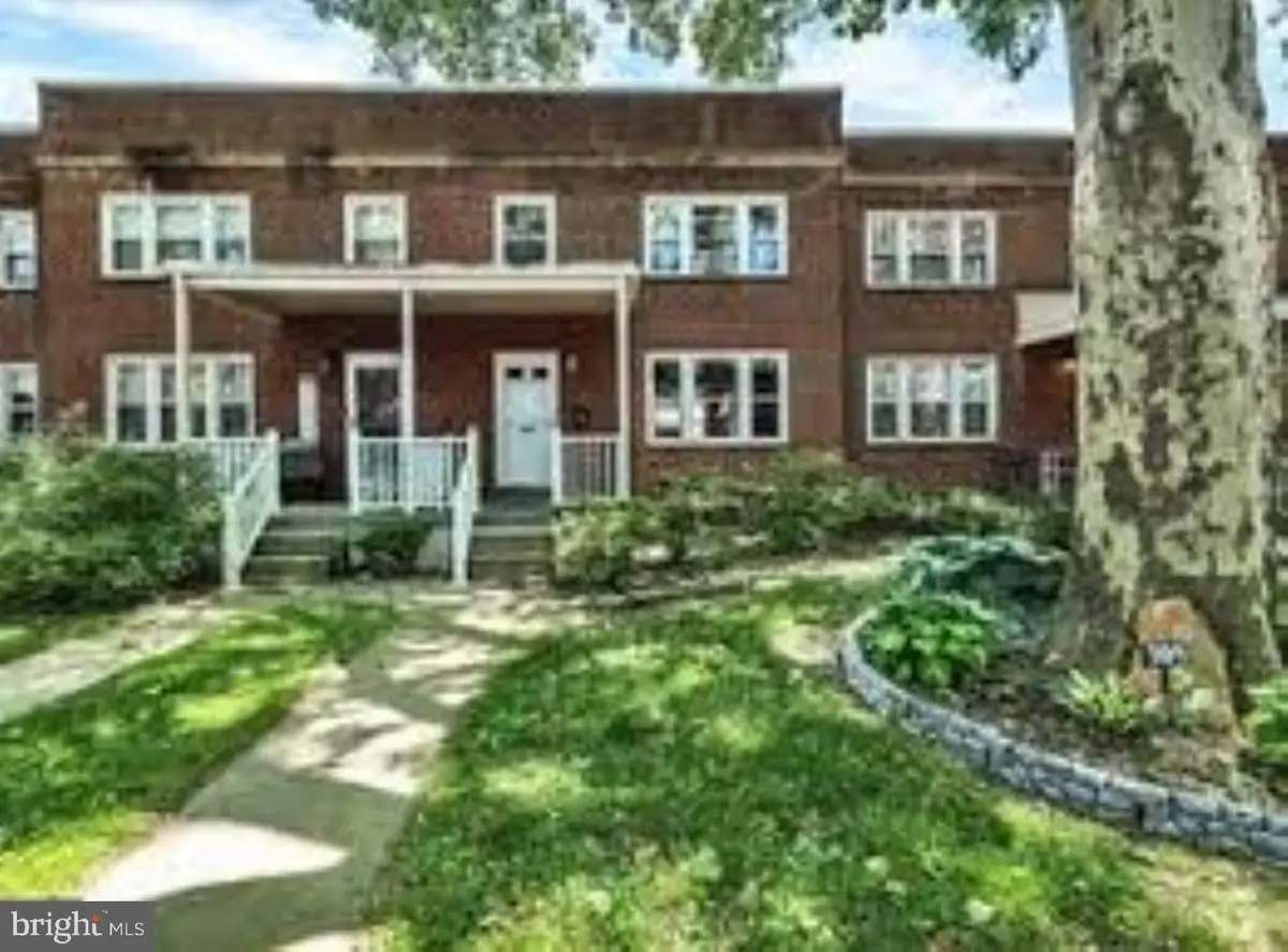 305 Sycamore Rd, West Reading, PA 19611 - #1