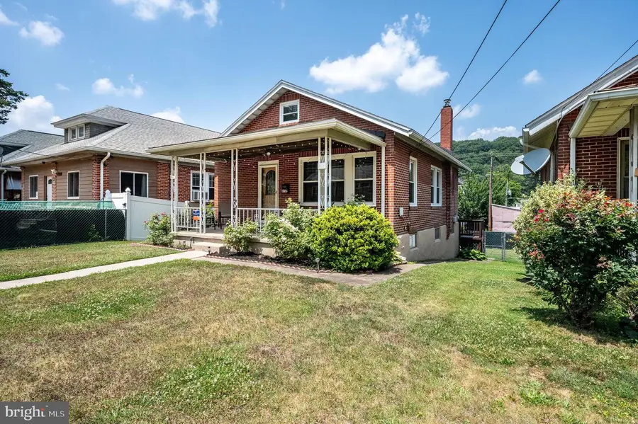 2217 Fairview Ave, Reading, PA 19606 - #3